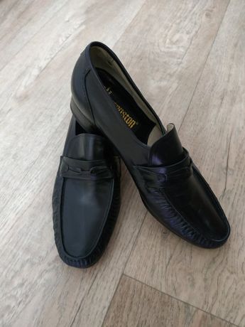 Новые  черные мужские туфли . Натур кожа