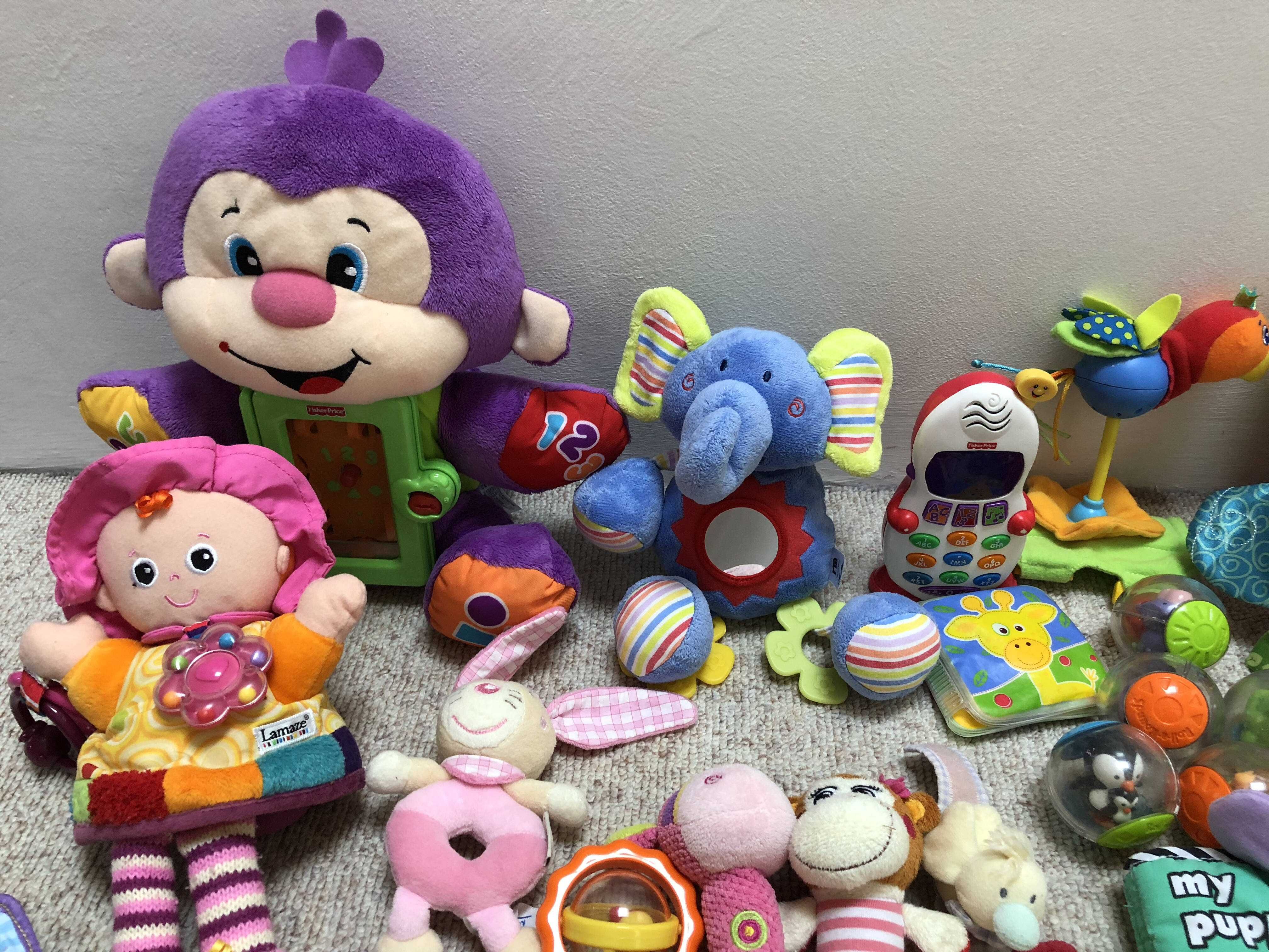 Duży zestaw zabawki dla małego dziecka