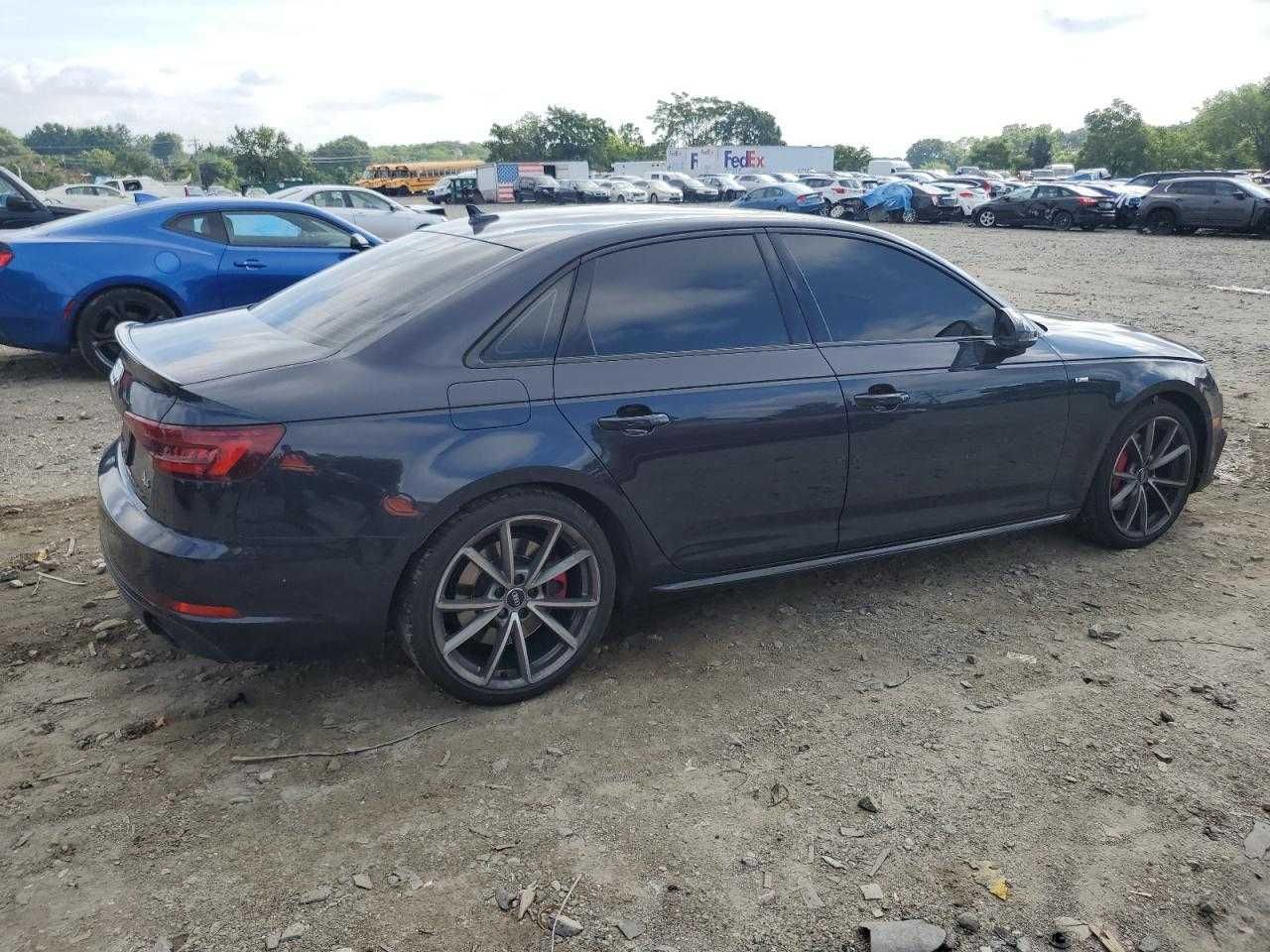 Audi A4 Premium Plus 2018 *