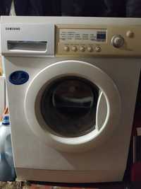 Продам стиральную машину Samsung  5,2 кг