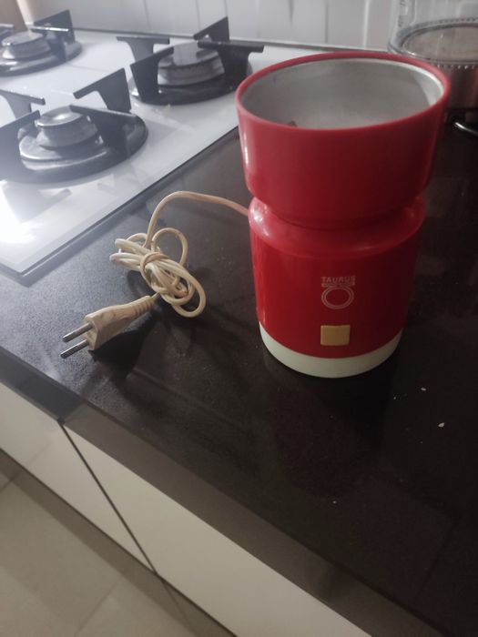 Moinho de Café Retro Vintage