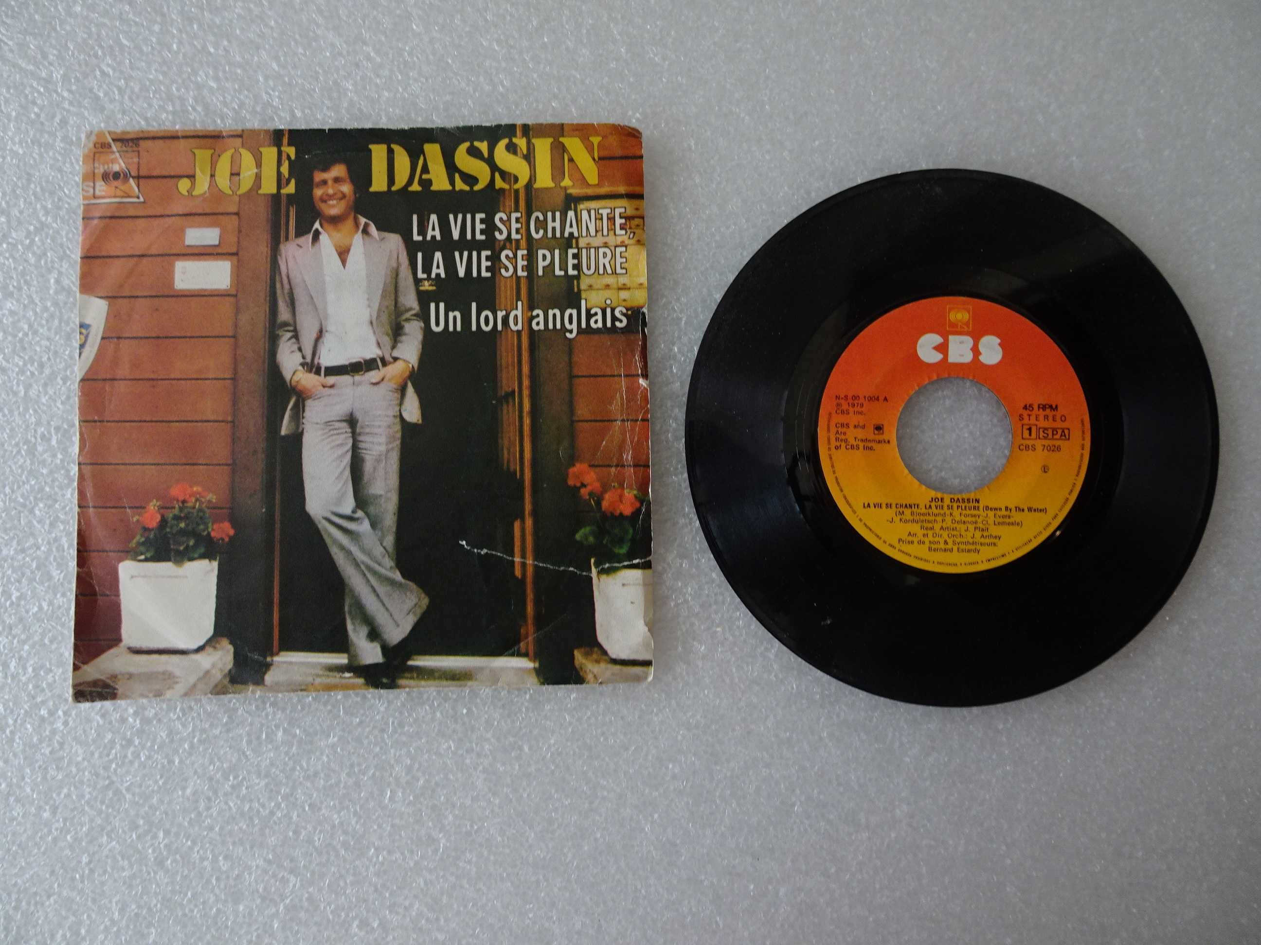 Disco vinil single - Joe Dassin - La viese chante, la vie se pleure