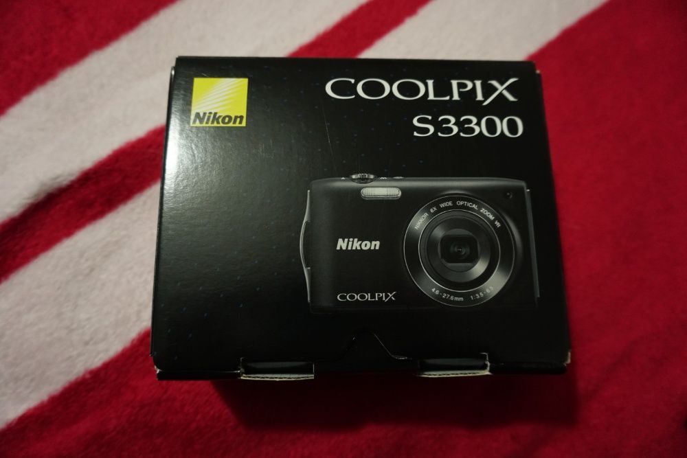 Nikon S3300 16MP + SD 16GB + estojo (c/ todos os acessórios originais)
