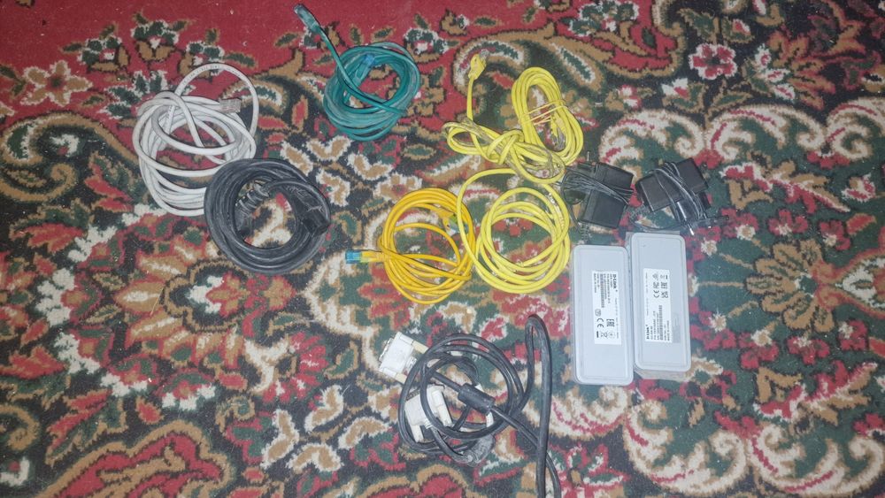 Кабели ethernet, dvi, питание 3 пин и свичи 2