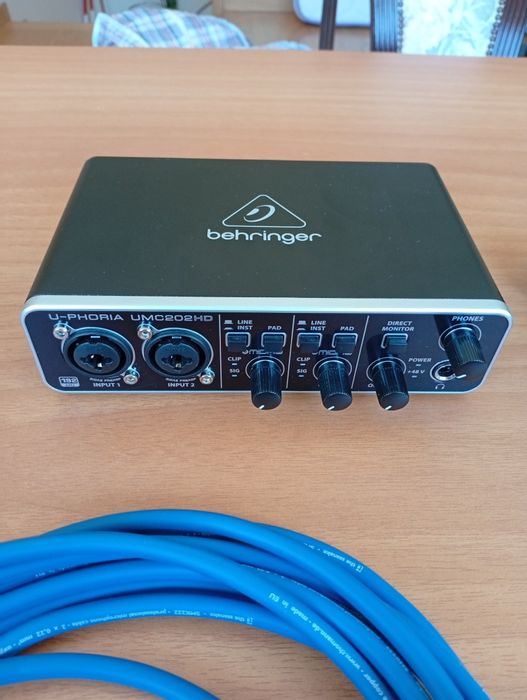 Interface beringher UMC 202hd nova