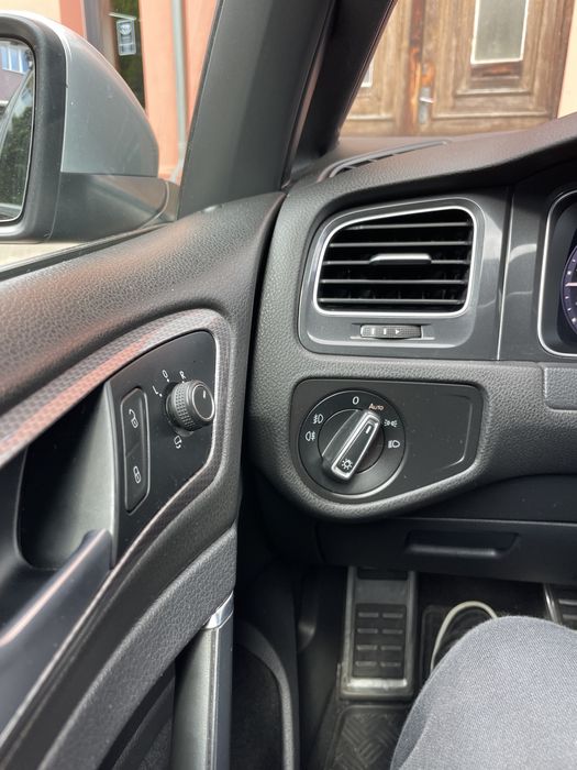 Карти дверні Golf Alltrack 7.5 карбон