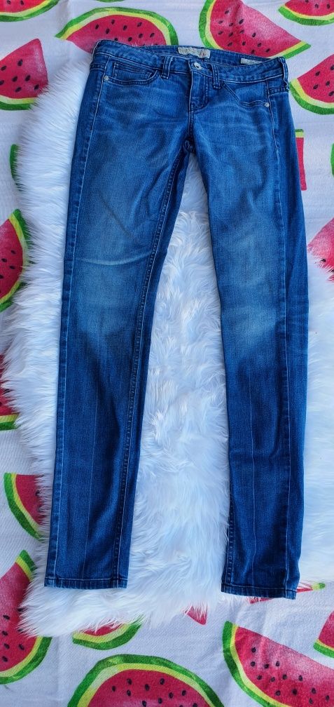 Spodnie Guess jeans jeansy rozmiar 27 s xs