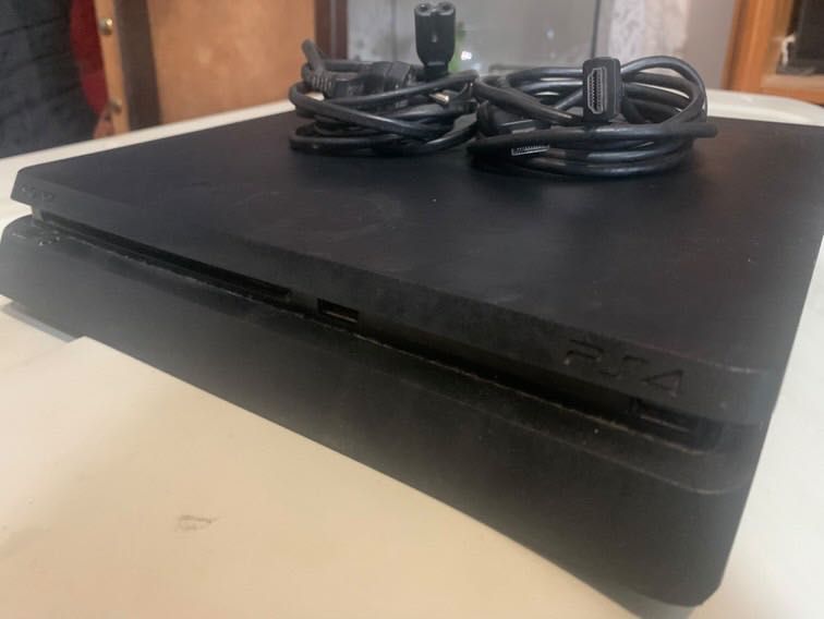 Ps4 com 1 comando