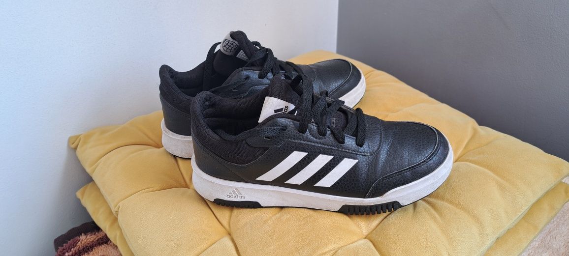 Buty Adidas 34/35
