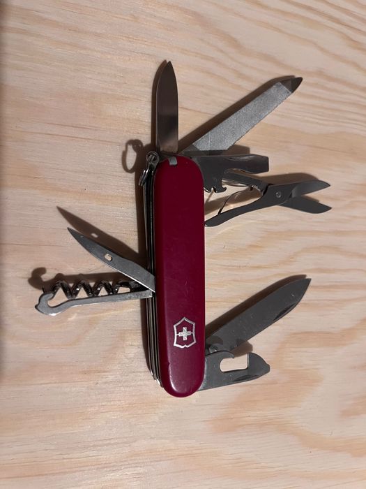 Scyzoryk victorinox huntsman