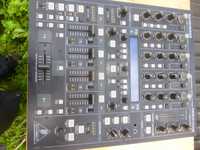 BEHRINGER DDM 4000, como novo