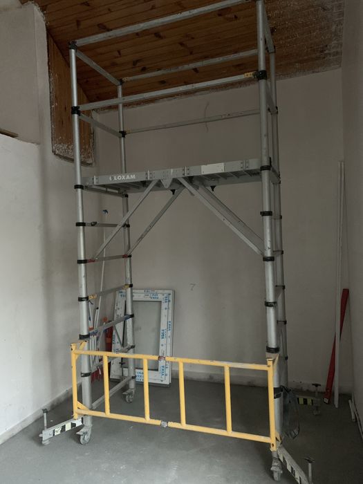 Rusztoranie teleskopowe aluminiowe składane regulowane 2m