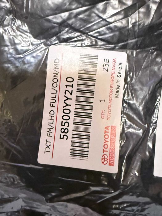 Oryginalne dywaniki Lexus LS RX ES IS Toyota Yaris RAV4 ProAce Corolla