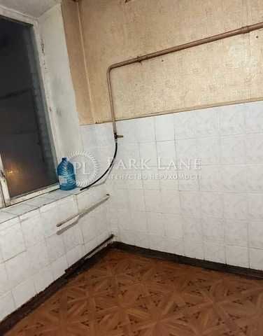 Тарасівська Льва Толстого Університет 3 кімн квартира 90м2
