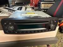Radio do Mercedesa Becker Q01