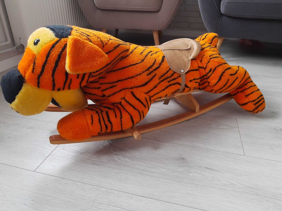 Bujaczek - duży tygrys pluszowy na biegunach
