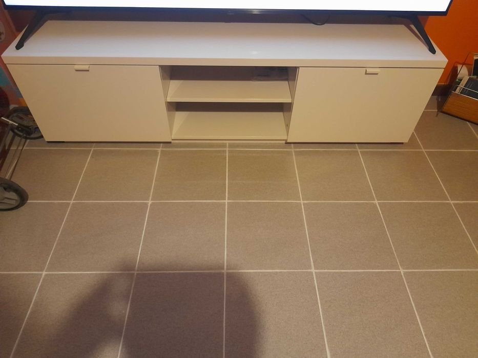 Movel de tv pequeno 1,60 comprido