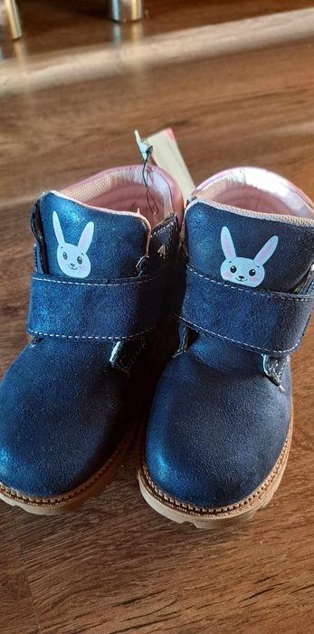 Buty dziecięce..