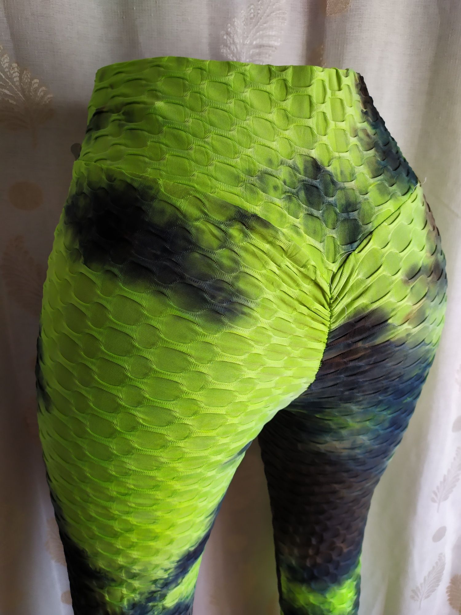 Leggings Licra * Brocadas * Tamanhos - S/M ; L/XL * Artigo Novo