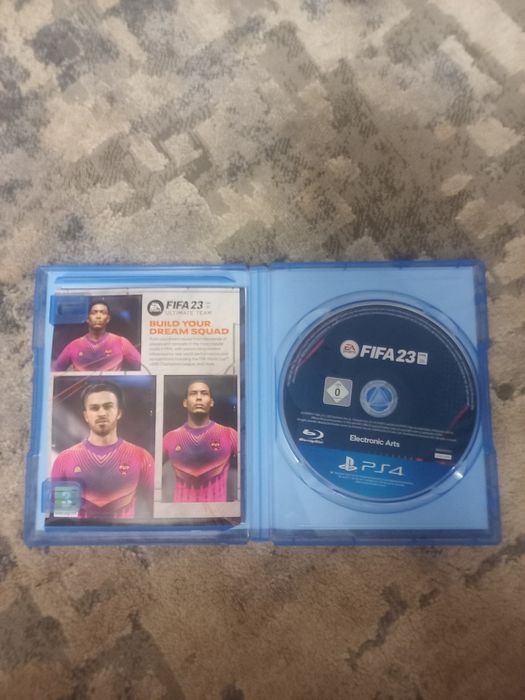 PS 4 SLIM 400GB + два диска GTA 5 та FIFA23