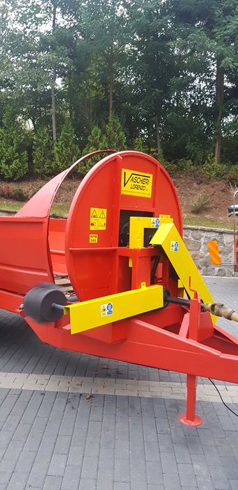 Rozrzutnik obornika 5T