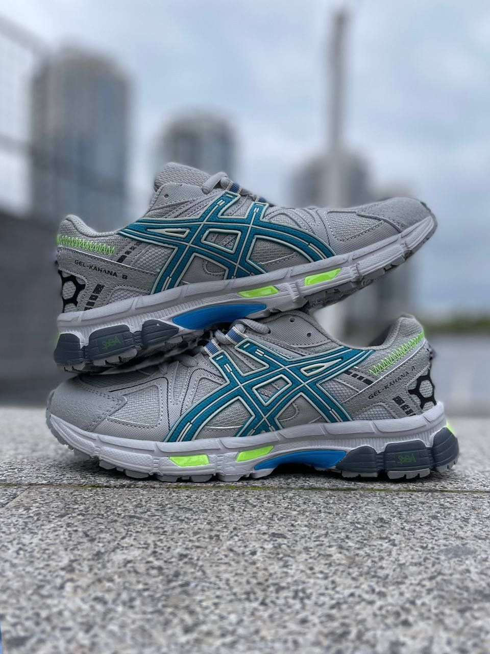 Asics Gel kahana 8 grey