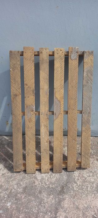 Поддон из дерева-37см*59см*55мм б у