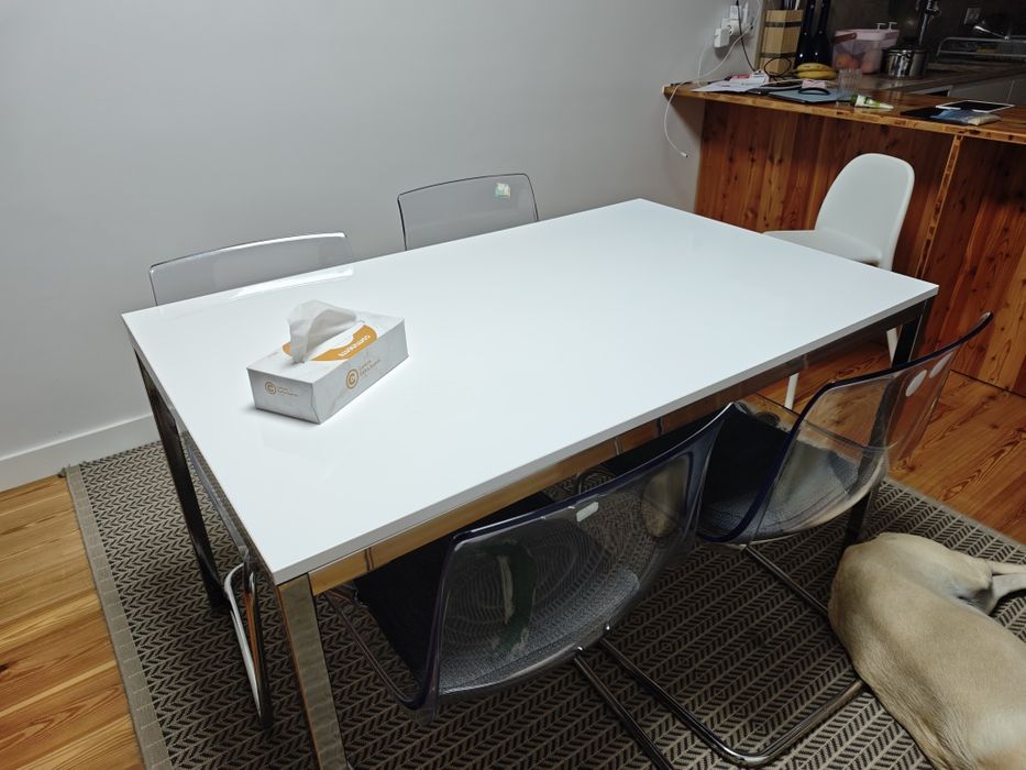 Conjunto de mesa e cadeira de refeição
