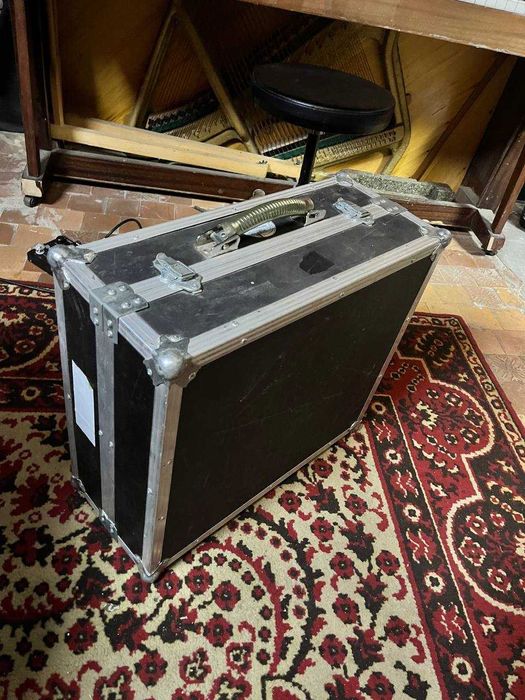 Кейс рековий, в хорошому стані, якісна фурнітура!