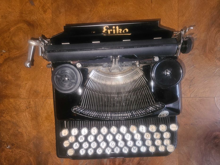 Maszyna do pisania Erica 5