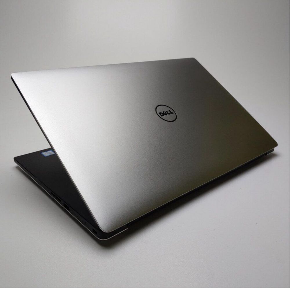 Игровой ноутбук Dell XPS 15 9550