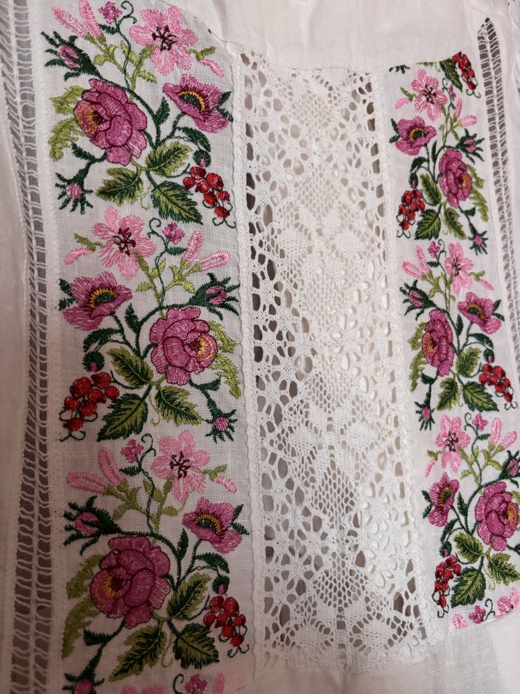 Продам Вишите плаття б/у