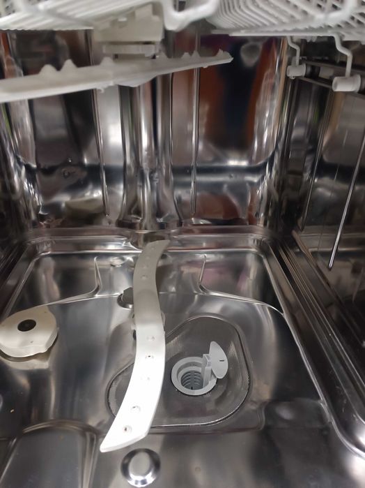 Máquina de Lavar Loiça - Indesit IDL 600 S