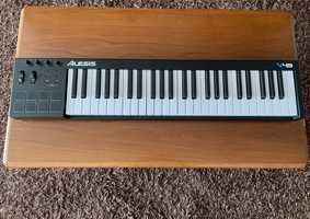 Alesis V49 Teclado MIDI