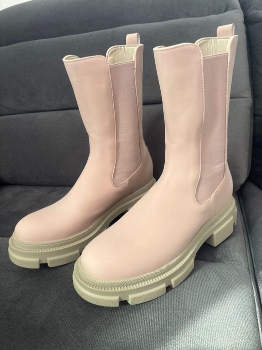 Buty w rozmiarze 41. Stan Nowe.