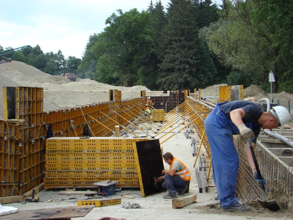 SZAMBO BETONOWE 10m3 Kompleksowo z wykopem i montażem Wołów