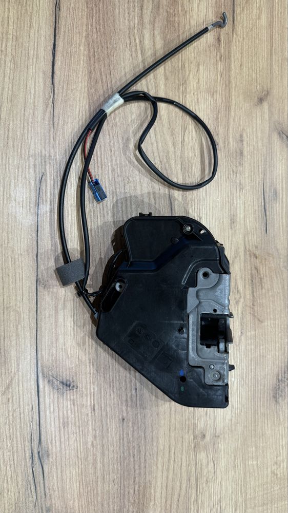 Fecho porta Mercedes E Class (W211)
