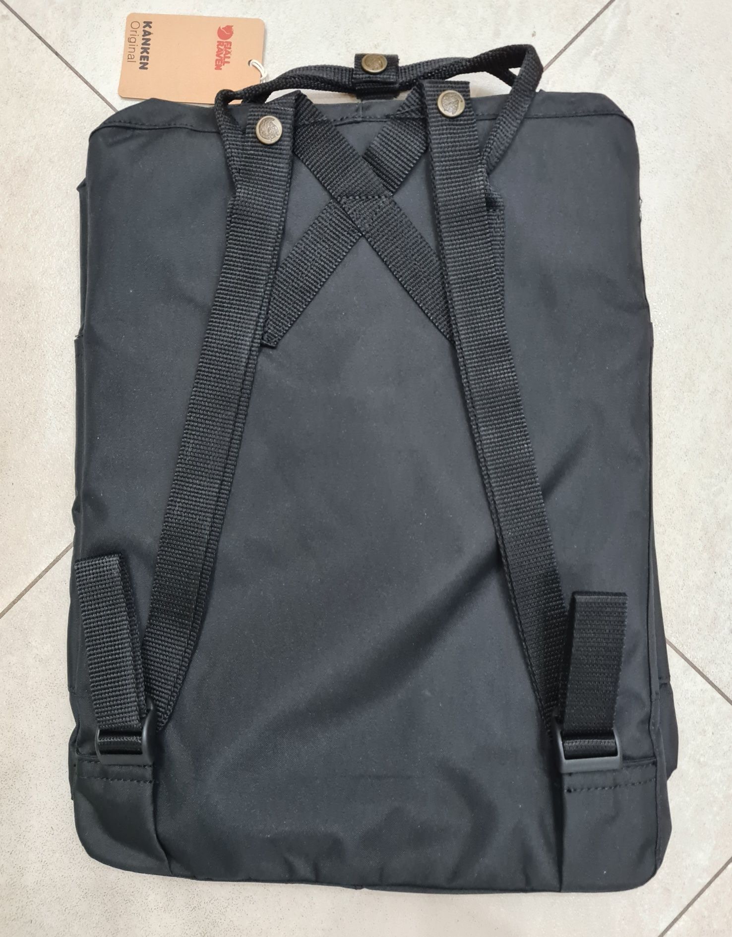 Nowy z metką plecak Fjallraven Kanken Classic 45x35x11  cm 20 L black