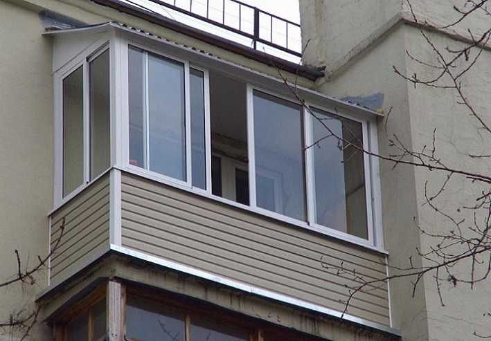 Высотные работы. Ремонт крыши дома, балкона, водостока. Замена. Монтаж
