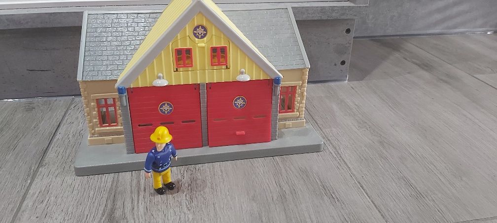 Baza strażacka strażak sam figurka