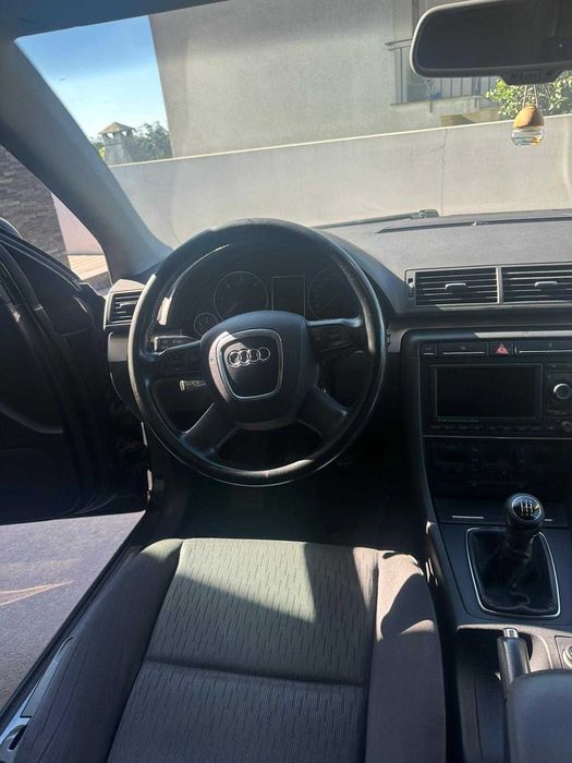 Audi A4 avant 1.9 b7