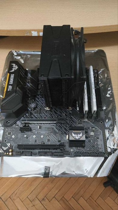 Asus TUF Gaming B450M-Plus II/Crucial DDR4-3200 16gb 2x8/Ryzen 5 5600g