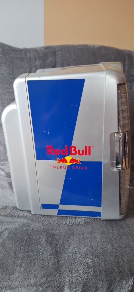 Lodówka red bull 12v.220v