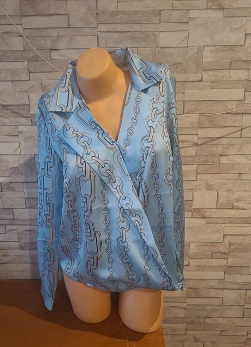 Bluzka satynowa _36