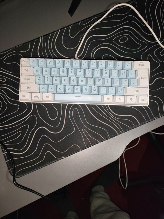 61key rgb  gaming keyboard g70