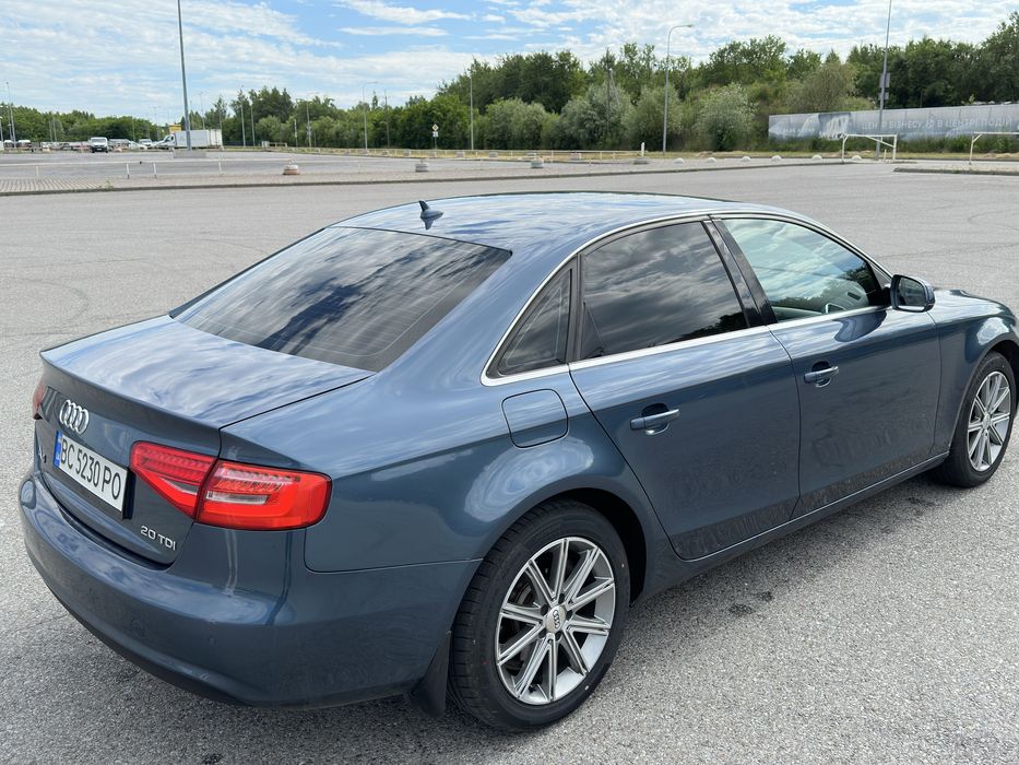 Audi A4 2015 дизель 2.0