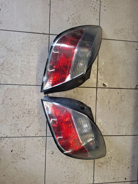 Lampy tył Astra H GTC