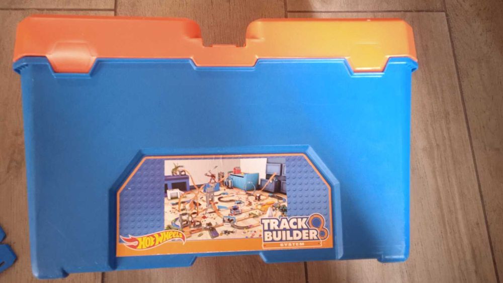 Трек HotWheels хотвилс Стартовий набір для трюків
