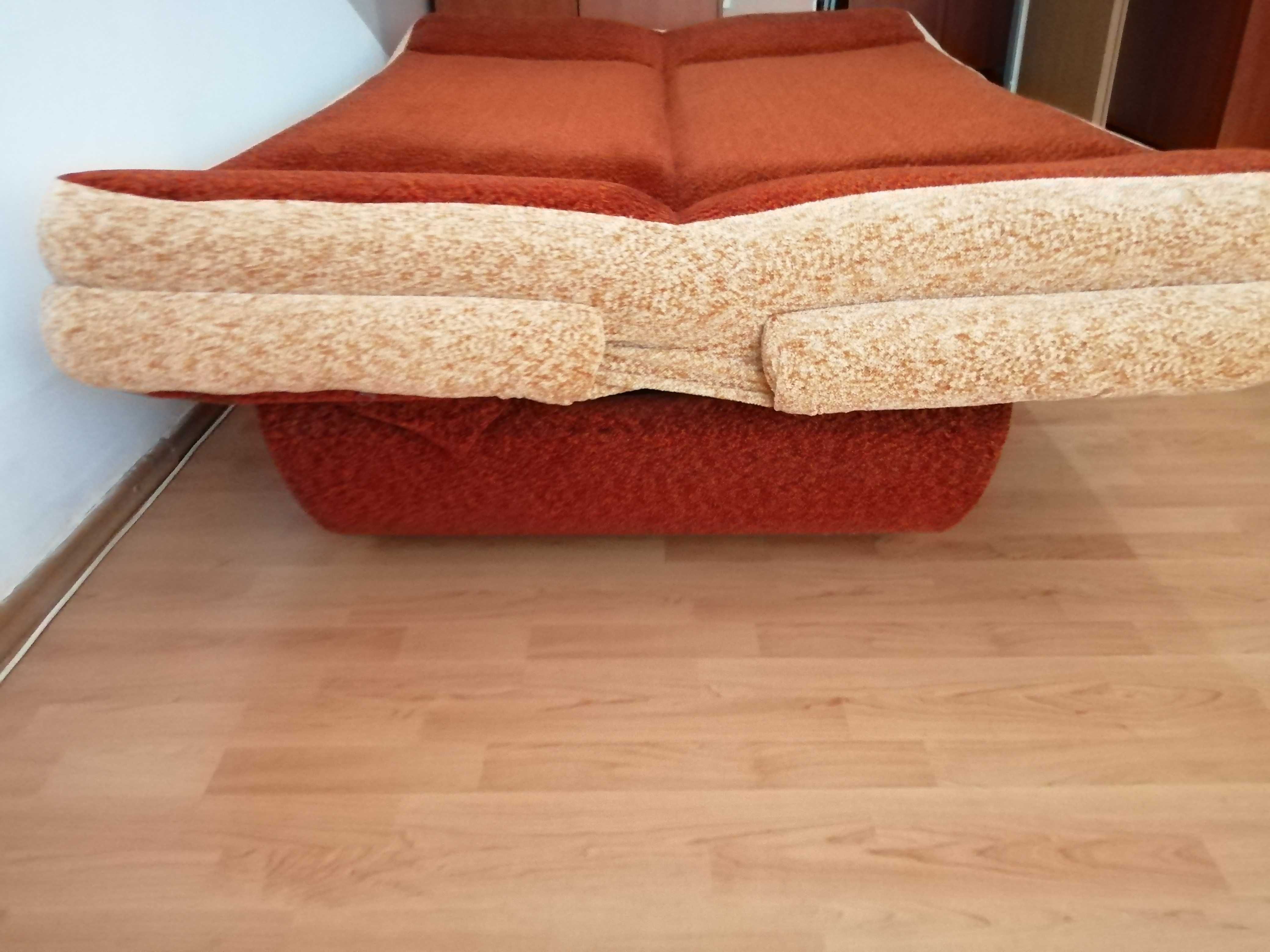 Łóżko/Wersalka/Tapczan (dwuosobowy składany)
