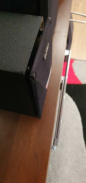 Акустическую систему